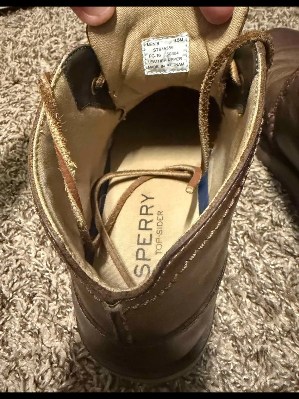 Sperry Men’s Light Brown Leather Chukka Boots
